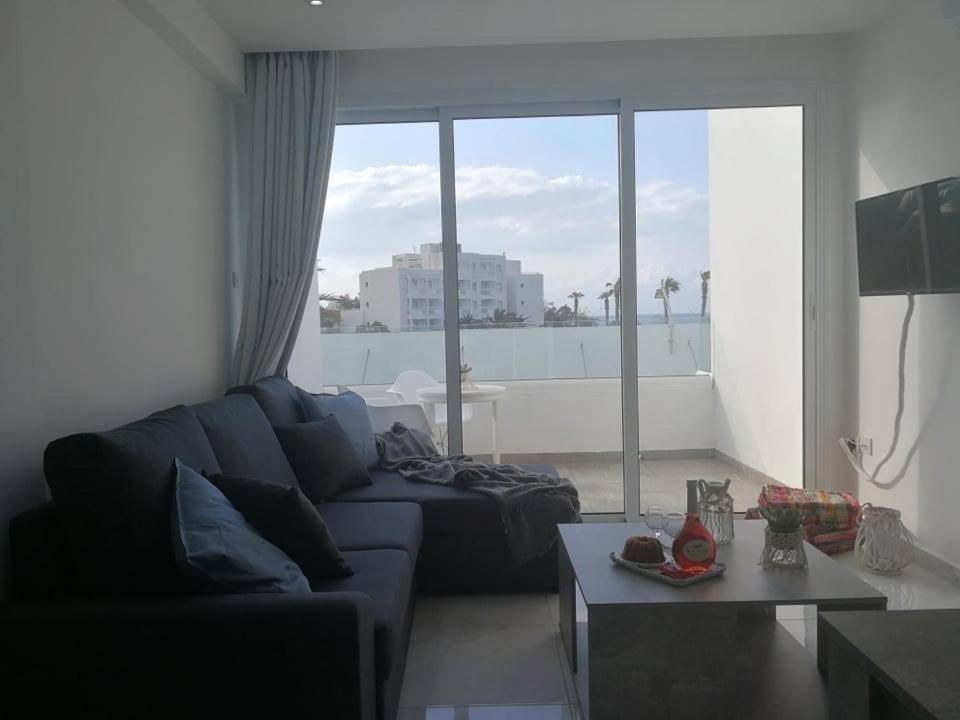 Georgianno Sea Apartments Protaras Exterior foto